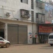 湖南長(zhǎng)株潭摩配市場(chǎng) (10)